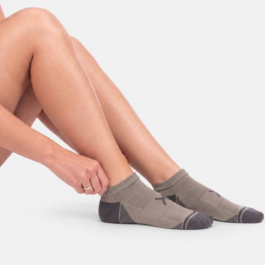 Gravel Power Stride Ankle Socks